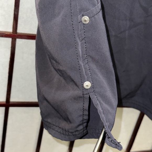 Beyond Scrubs Grey top size XS - Picture 9 of 9